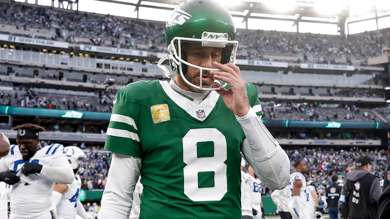 aaron-rodgers-2025-comeback