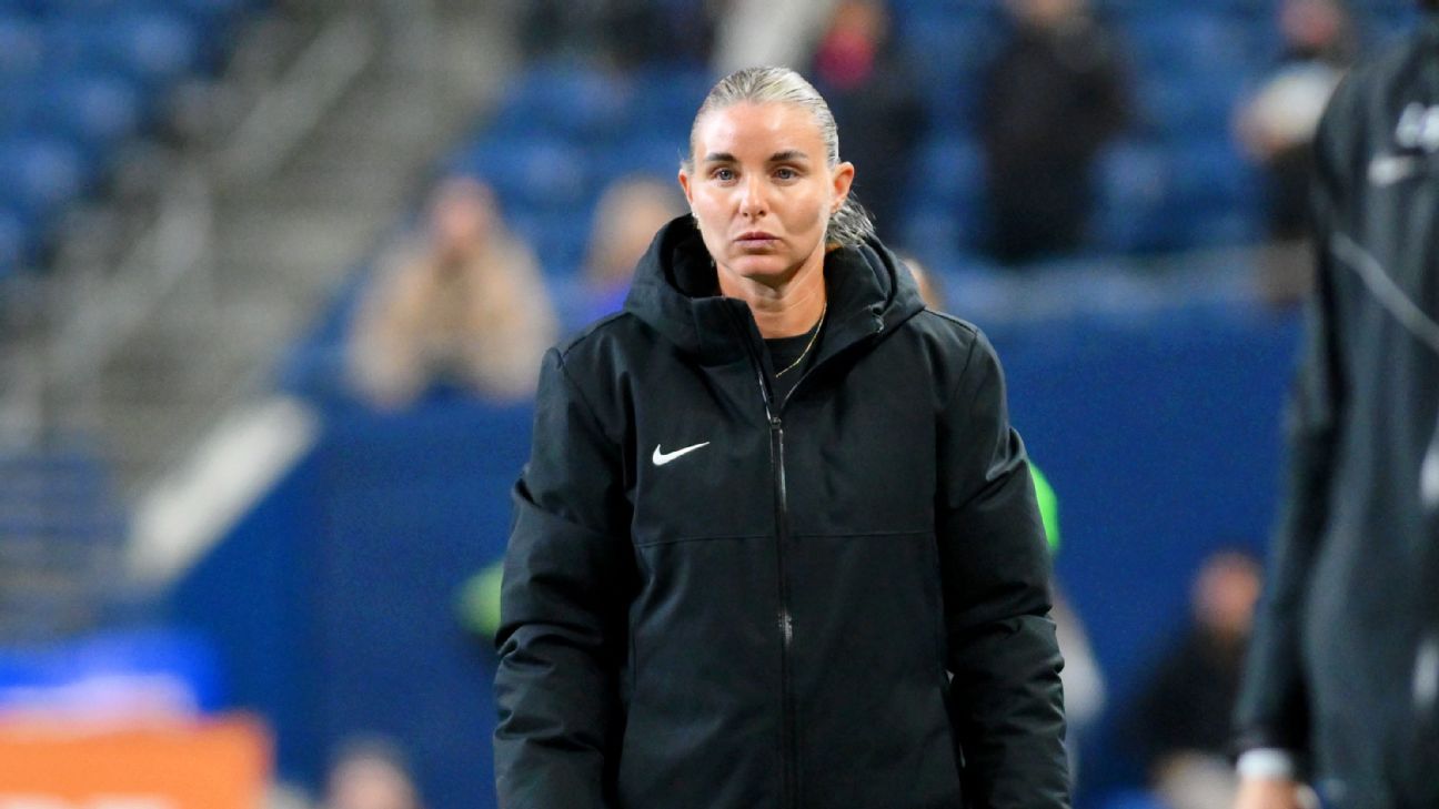 angel-city-fc-coaching-change