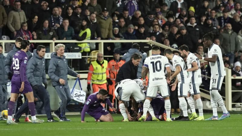 fiorentina-player-collapse-serie-a-match-suspension