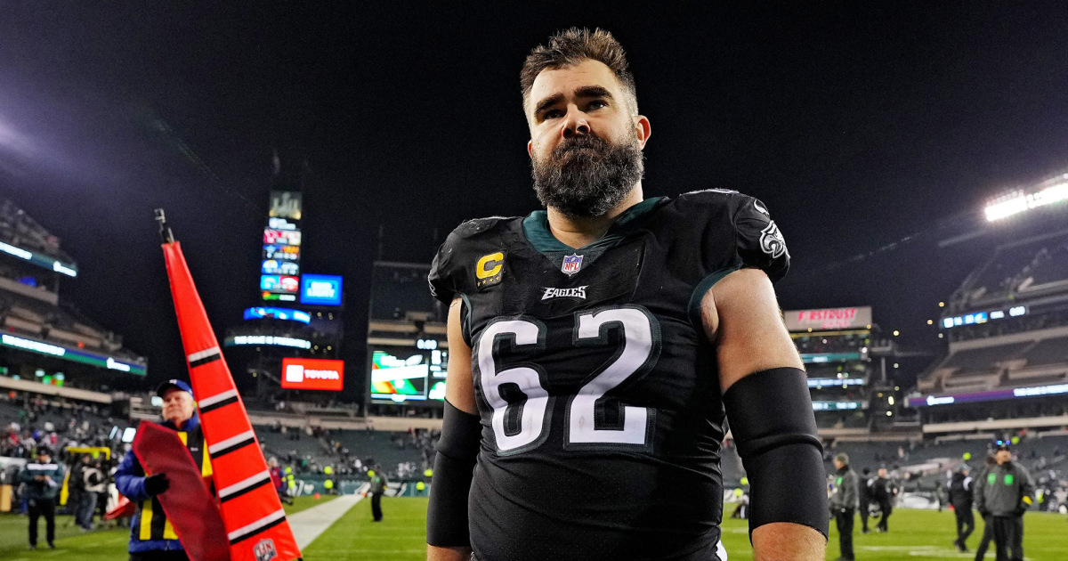 jason-kelce-phone-incident