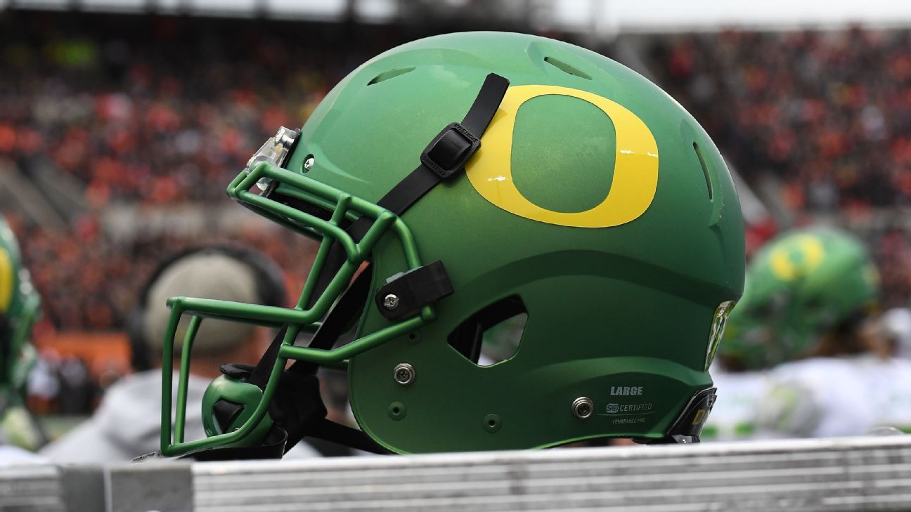 kendre-harrison-oregon-football-basketball