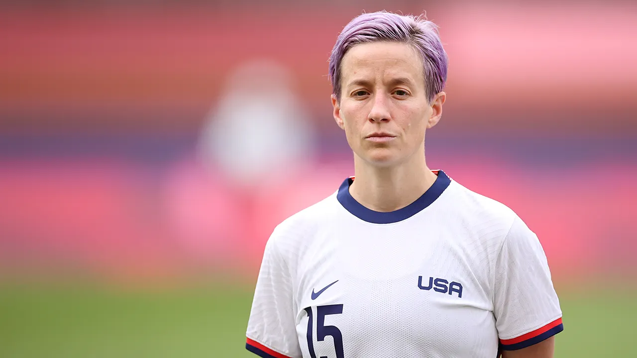 nwsls-star-award-win-rapinoe-controversy