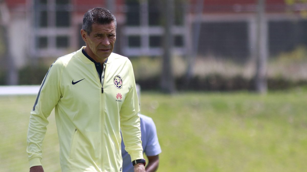 alfredo-tena-retire-jersey-oruega