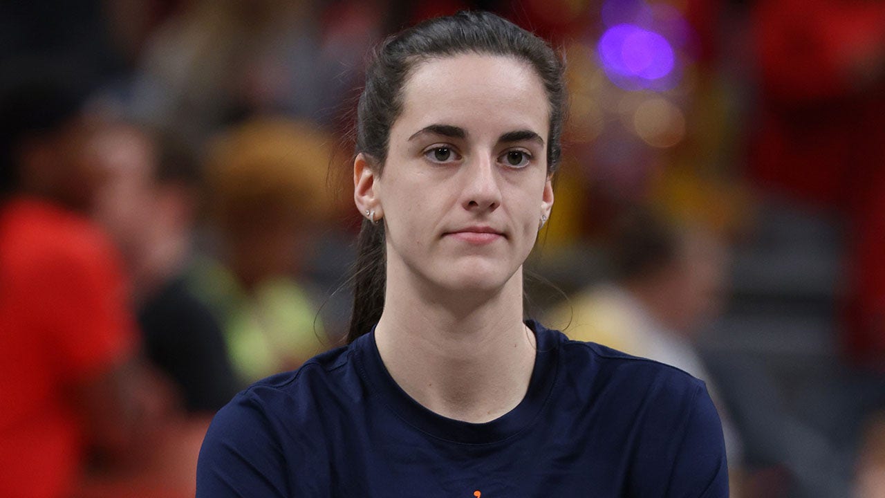 caitlin-clark-college-transfers-sit-out