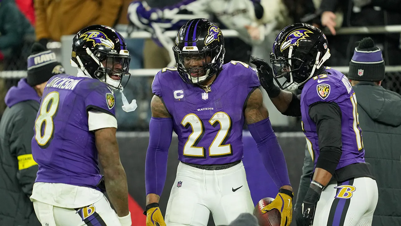 derrick-henry-ravens-steelers-playoffs