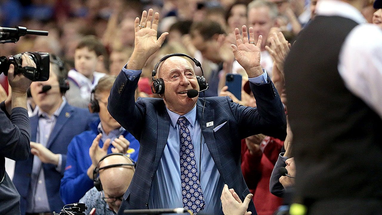 dick-vitale-cancer-free-comeback