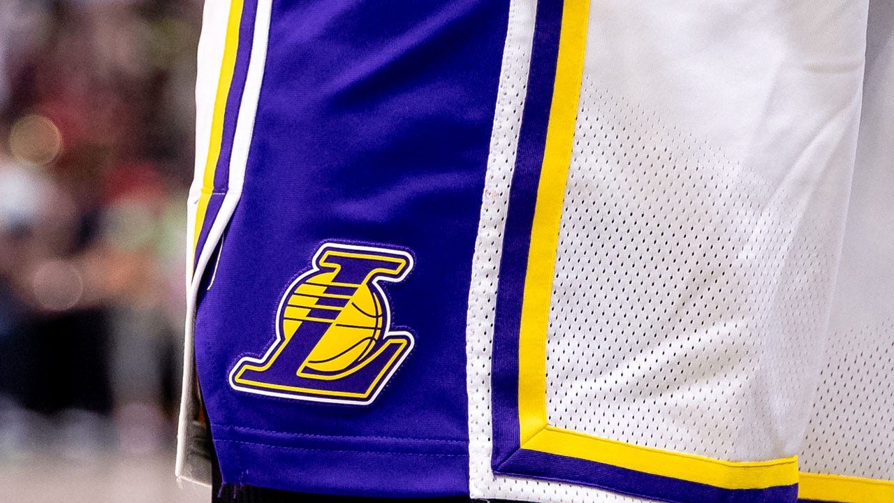 lakers-wildfires-game-postponement