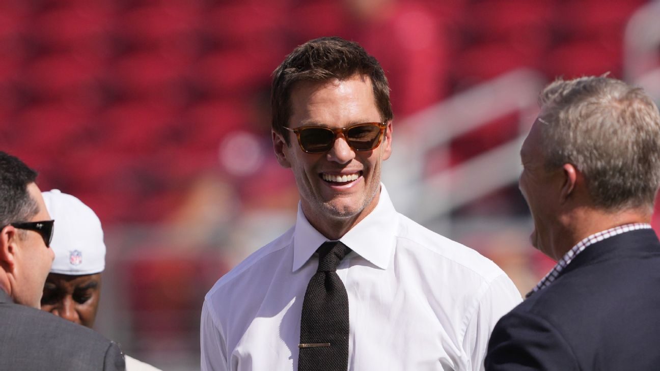 tom-brady-fox-raiders-dual-role