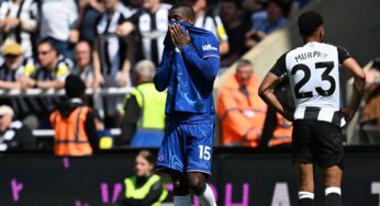 Chelsea Faces Striker Dilemma After Jackson’s Red Card Amidst £1 Billion Investment