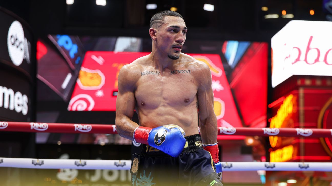 boxing-matches-fans-eager