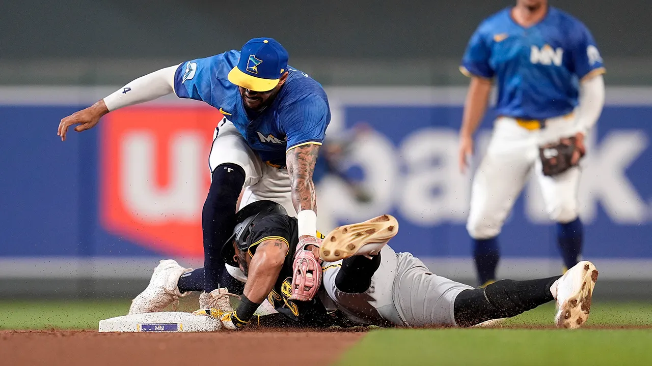carlos-correa-ankle-injury