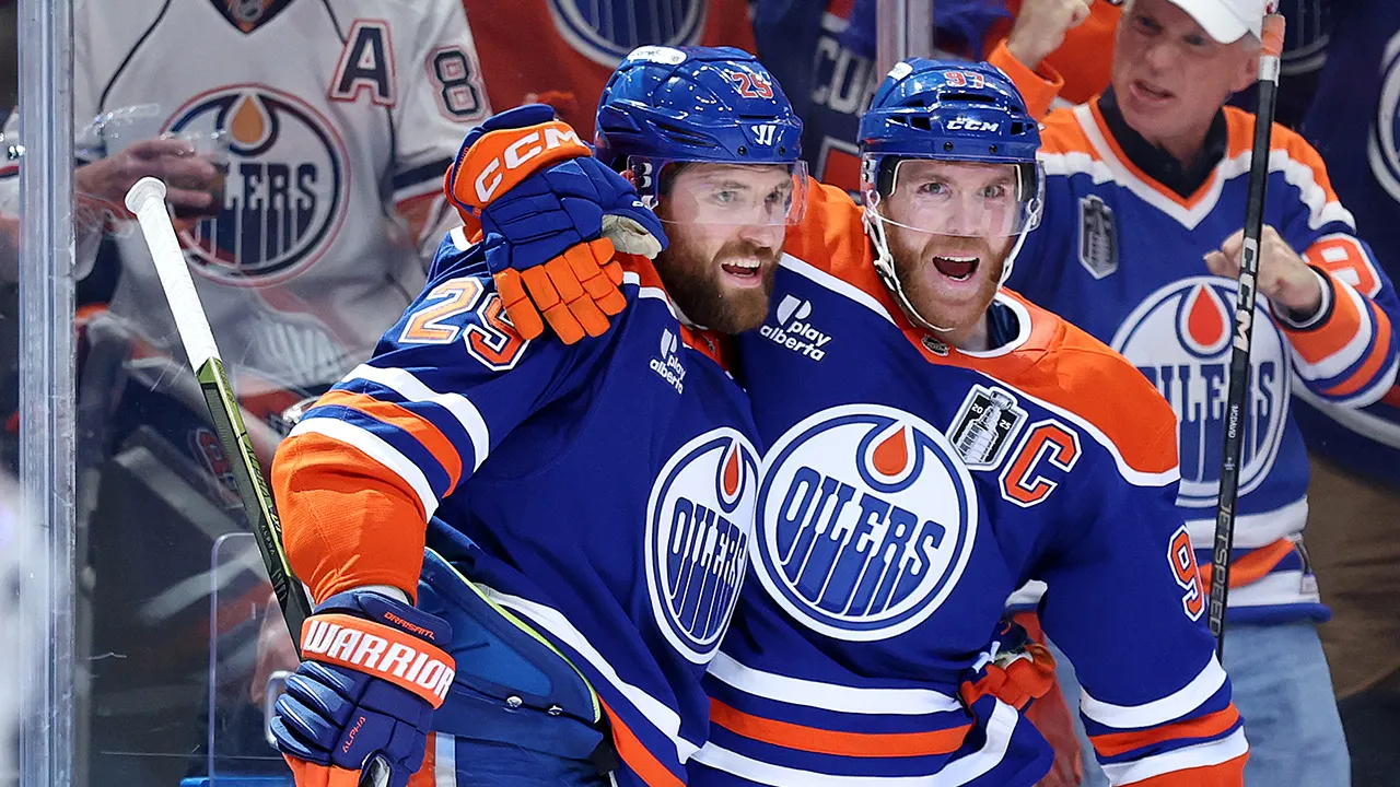 connor-mcdavid-leon-draisaitl-beer-league