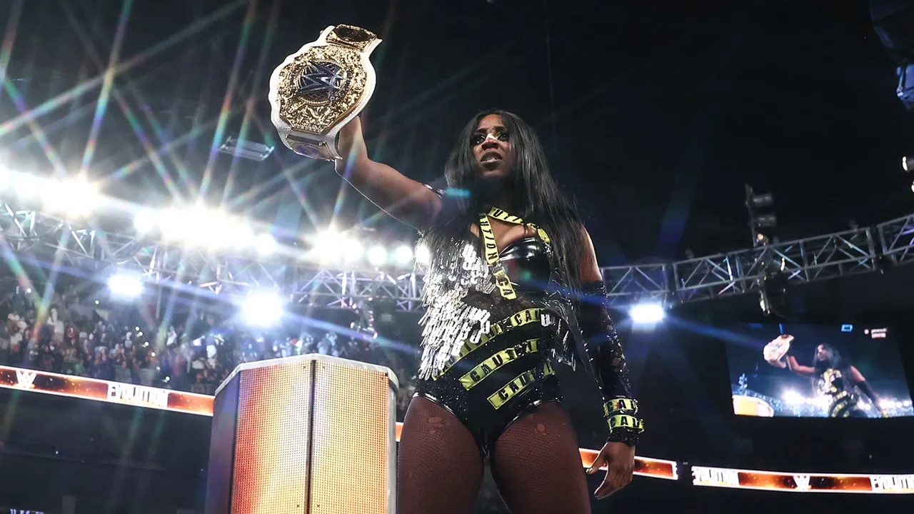 naomi-womens-champion-money-in-the-bank