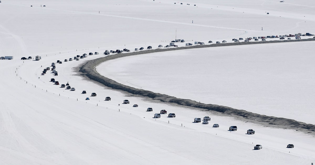 land-speed-record-tragedy-salt-flats