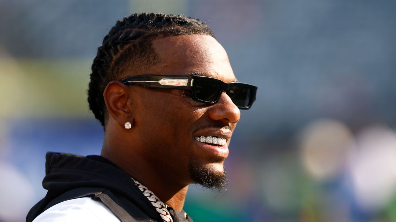 malik-nabers-back-issue-giants
